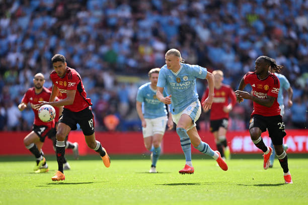 姆巴佩便显 姆巴佩便显